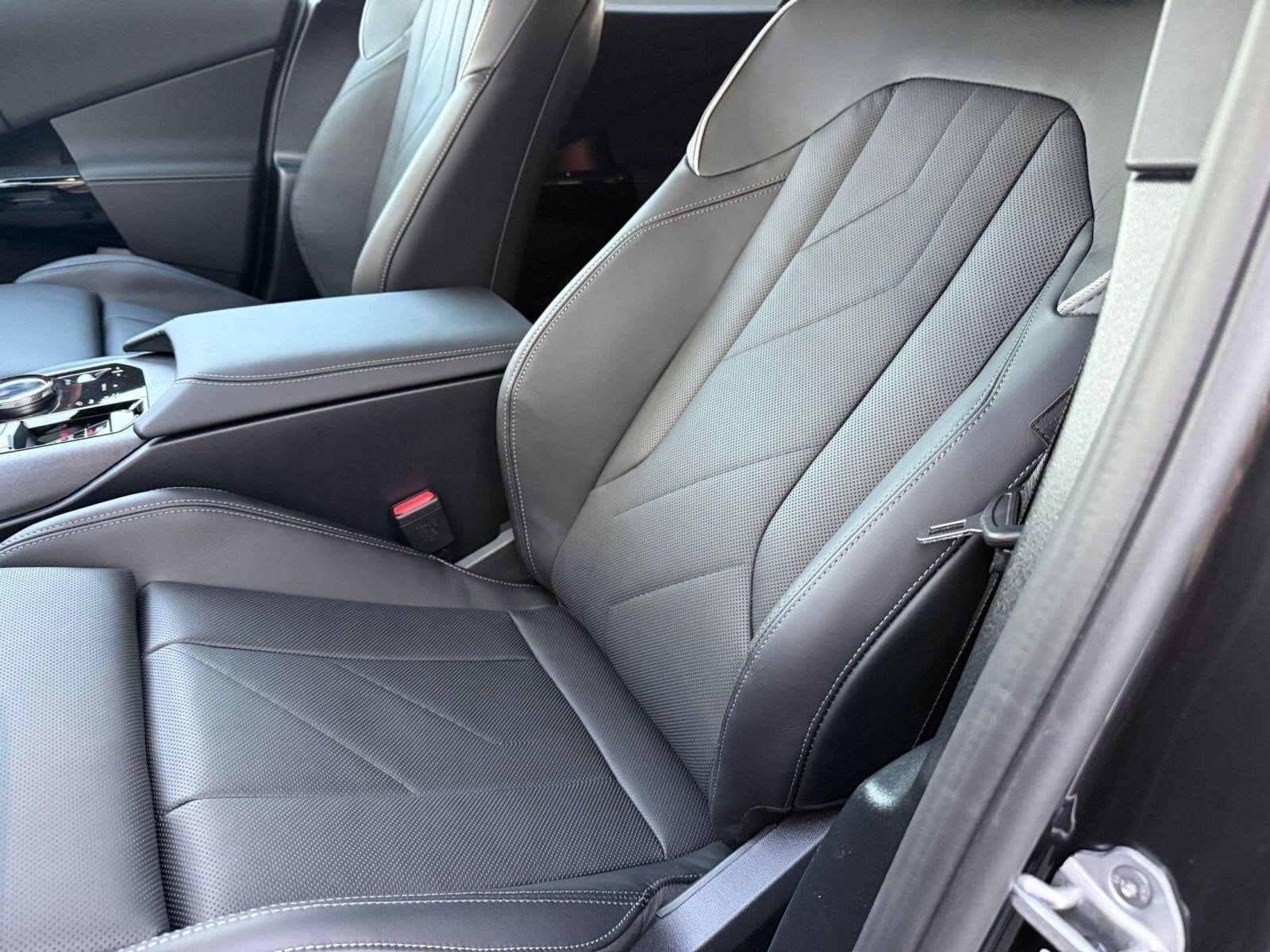2026 BMW X3 30 - Photo 23