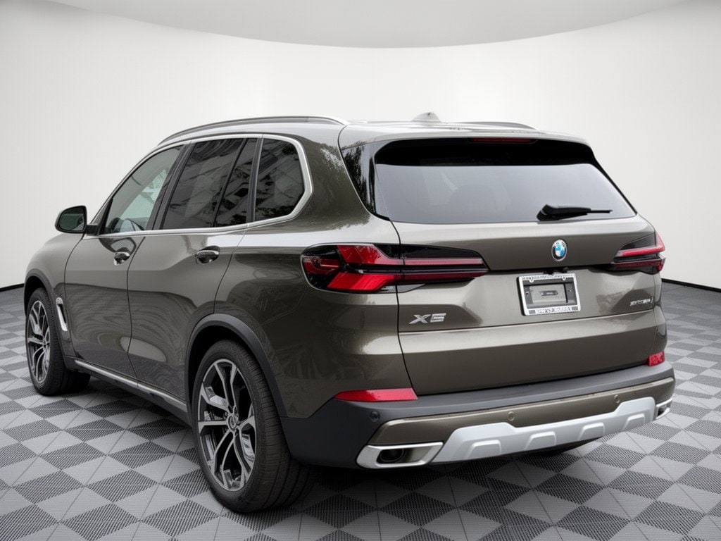 New 2026 BMW X5 xDrive40i SUV