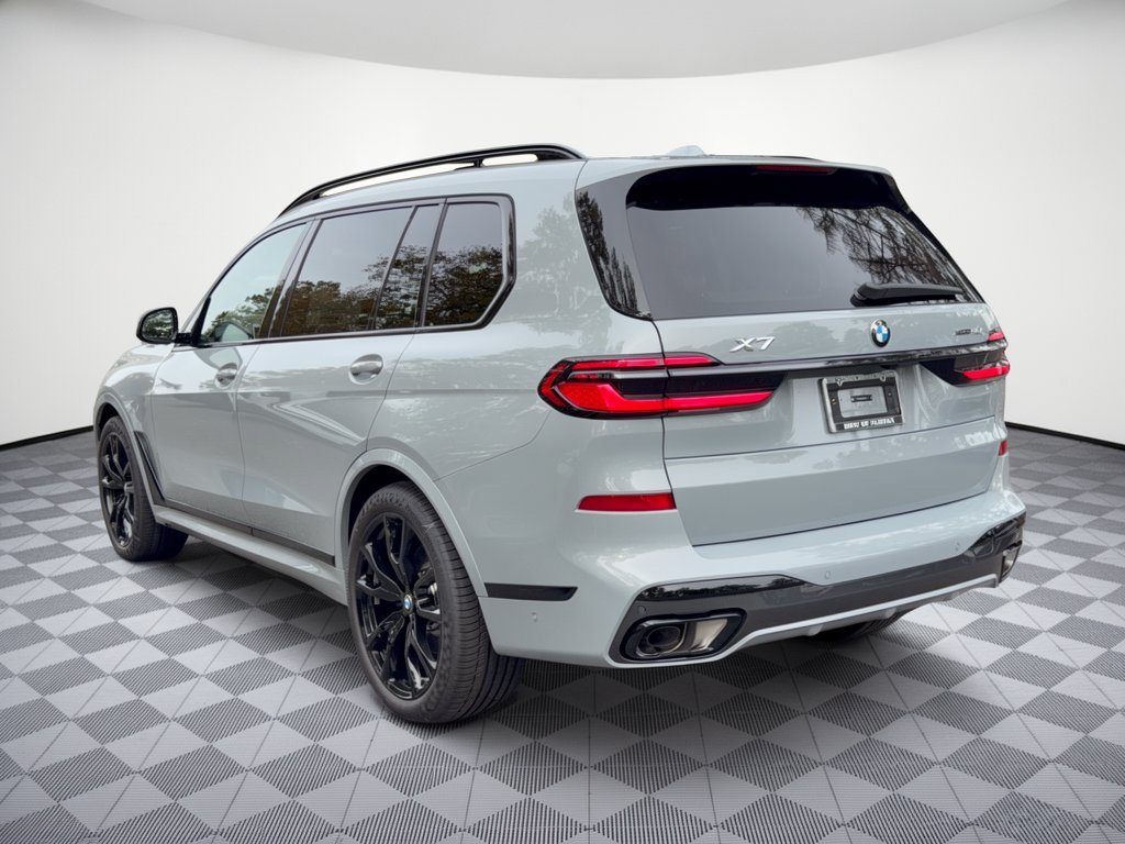 New 2027 BMW X7 xDrive40i SUV