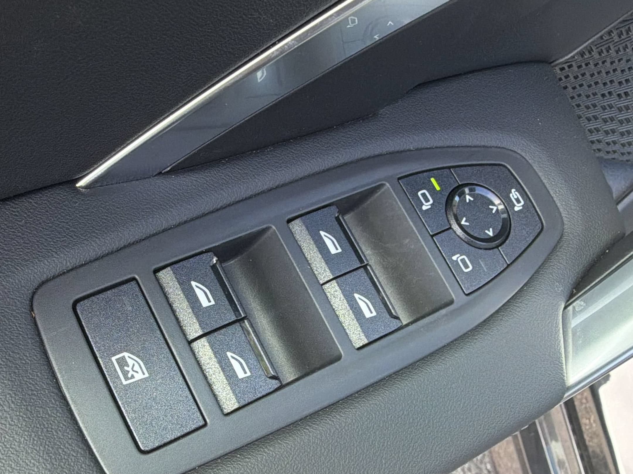 2026 BMW X1 XDrive28i - Photo 15