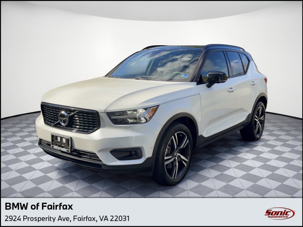 2019 Volvo XC40 R-Design