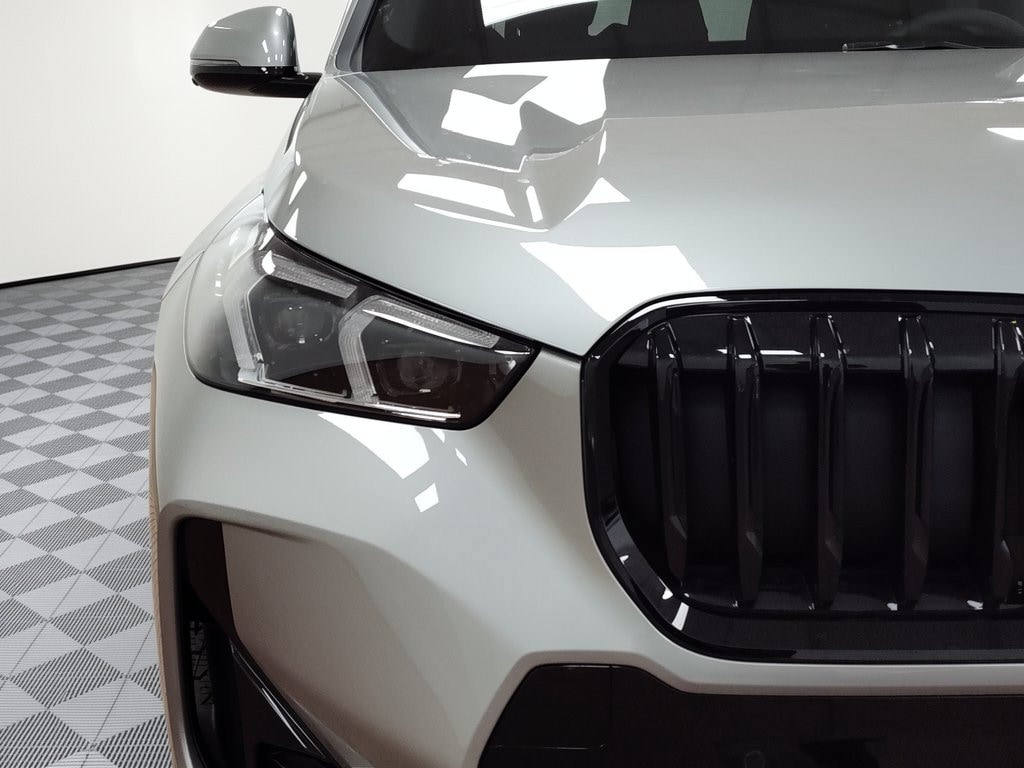 2026 BMW X1 28i - Photo 11