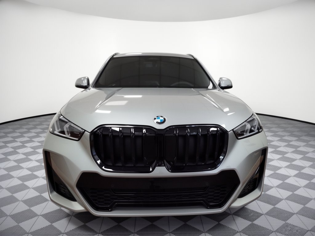 2026 BMW X1 28i - Photo 6