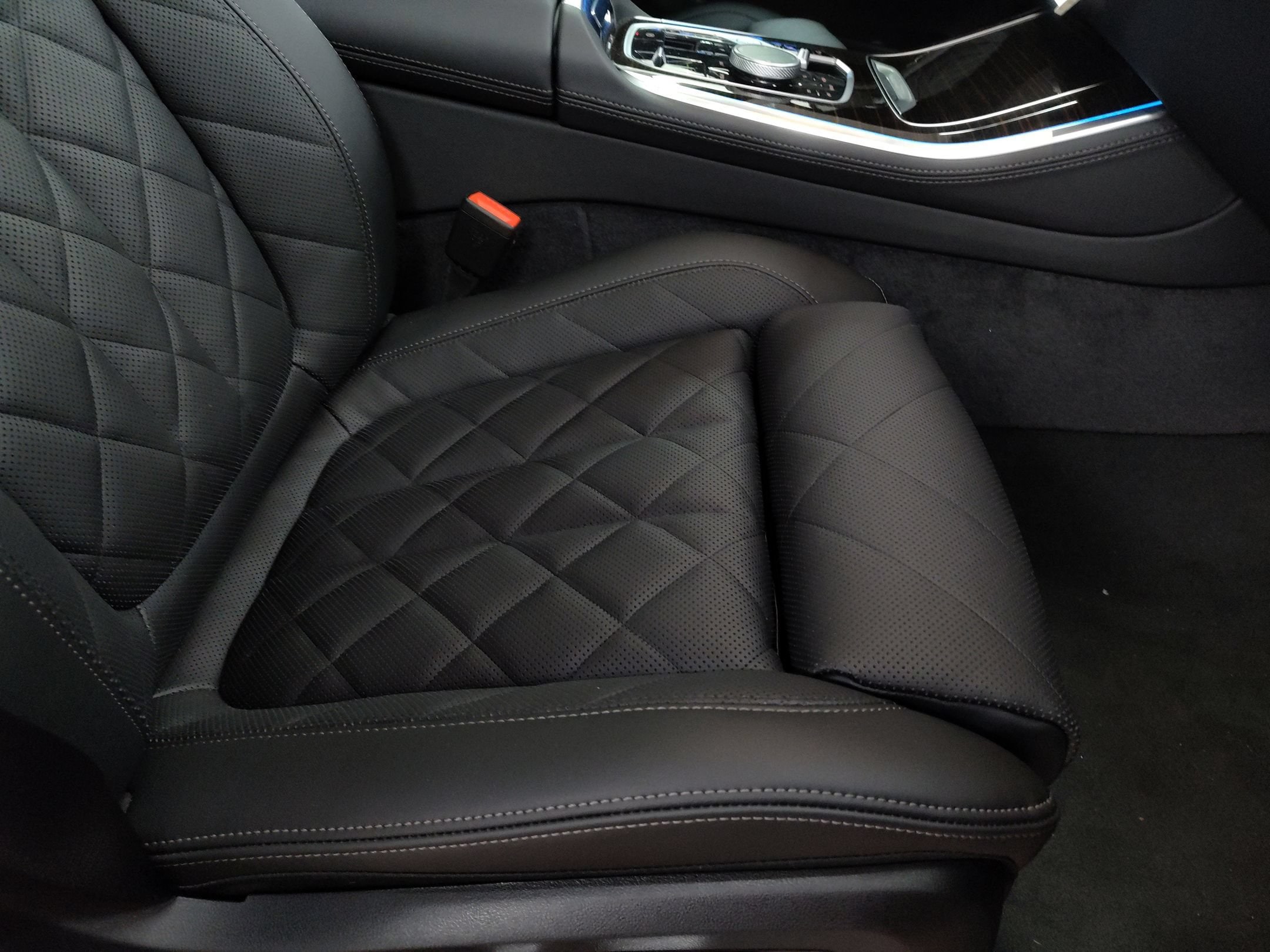 2026 BMW X5 50e - Photo 26