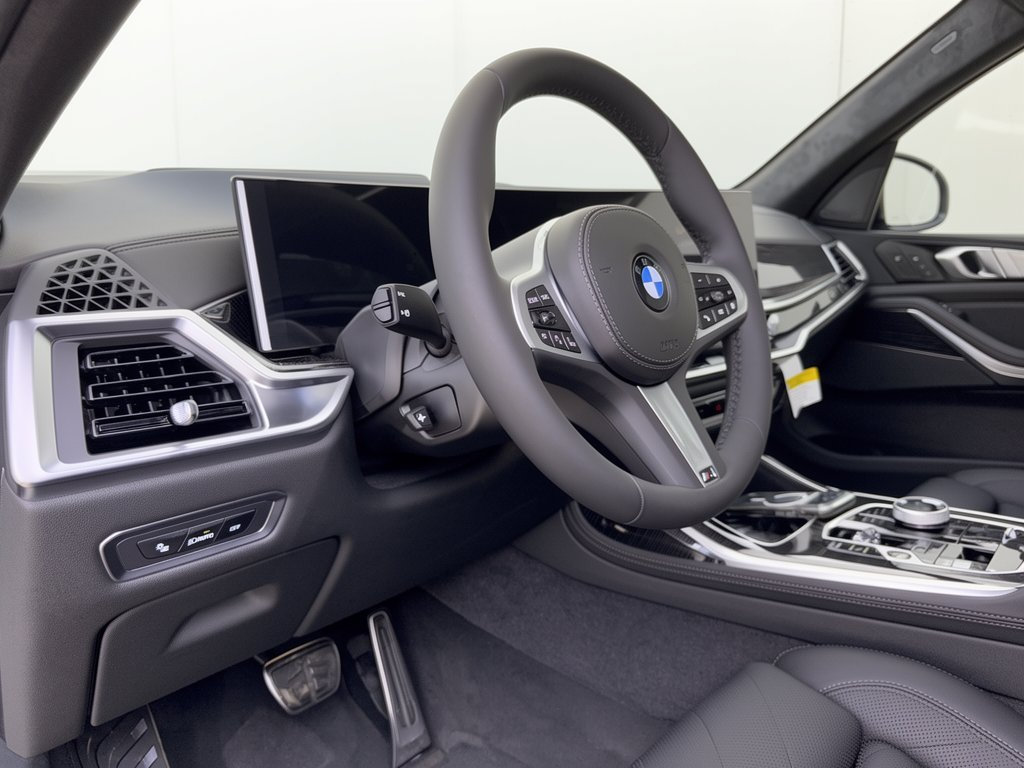 New 2027 BMW X7 xDrive40i SUV