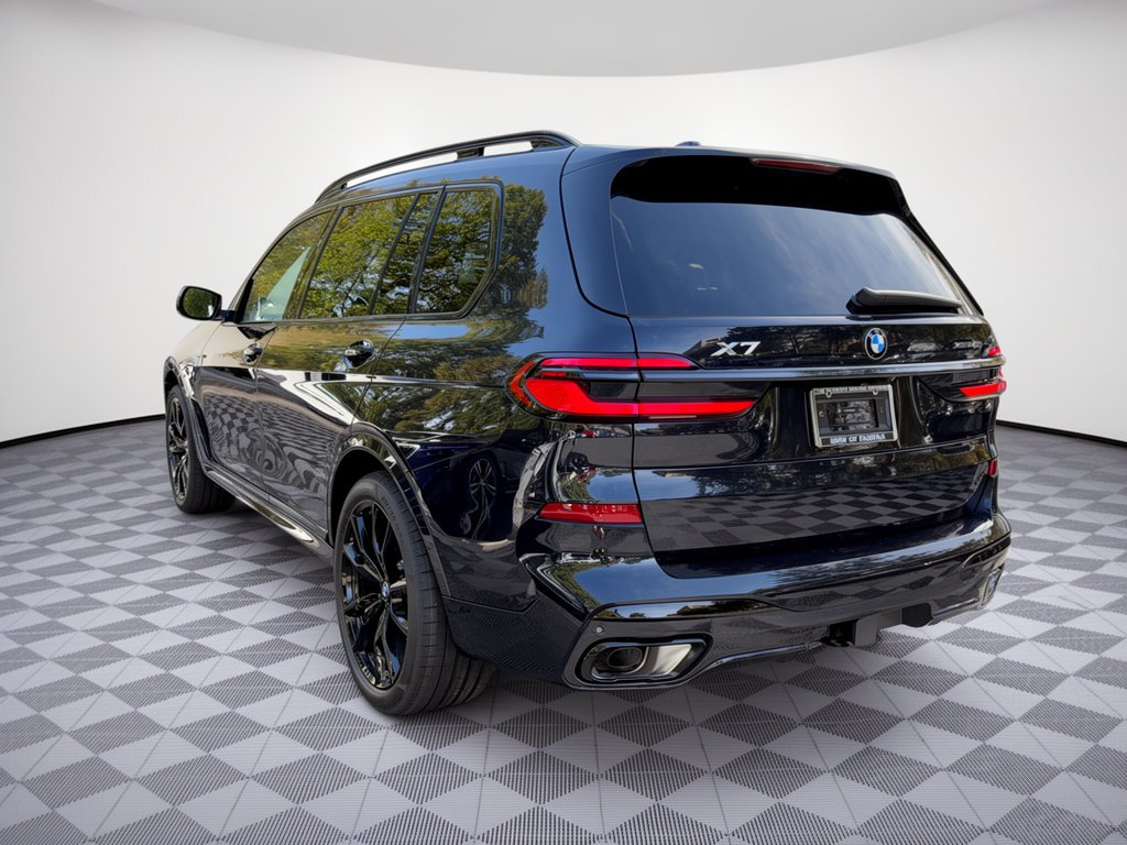 New 2027 BMW X7 xDrive40i SUV
