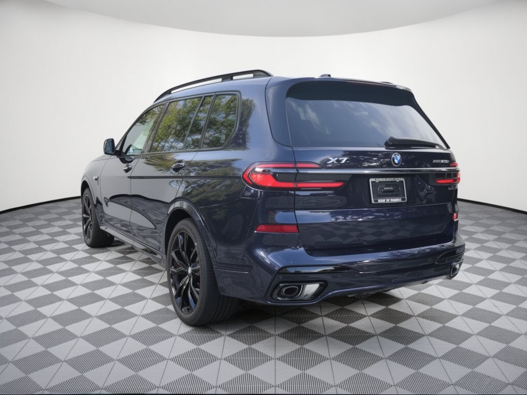 New 2027 BMW X7 xDrive40i SUV