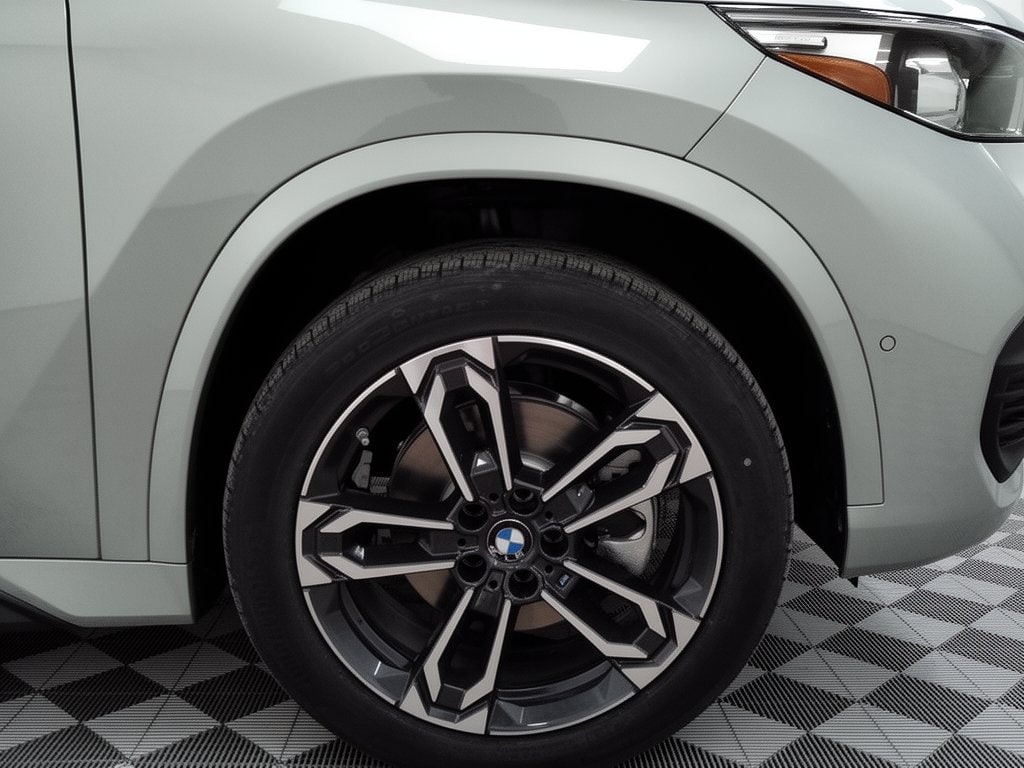 2026 BMW X1 28i - Photo 12