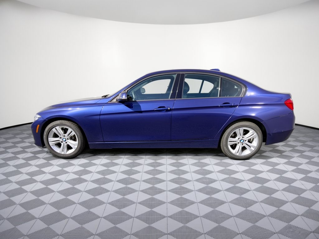 Used 2016 BMW 3 Series 328i with VIN WBA8E9G5XGNT44469 for sale in Fairfax, VA