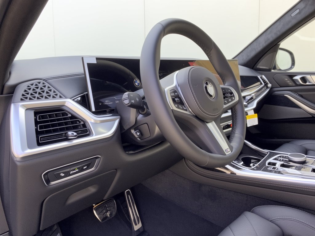 New 2027 BMW X7 xDrive40i SUV