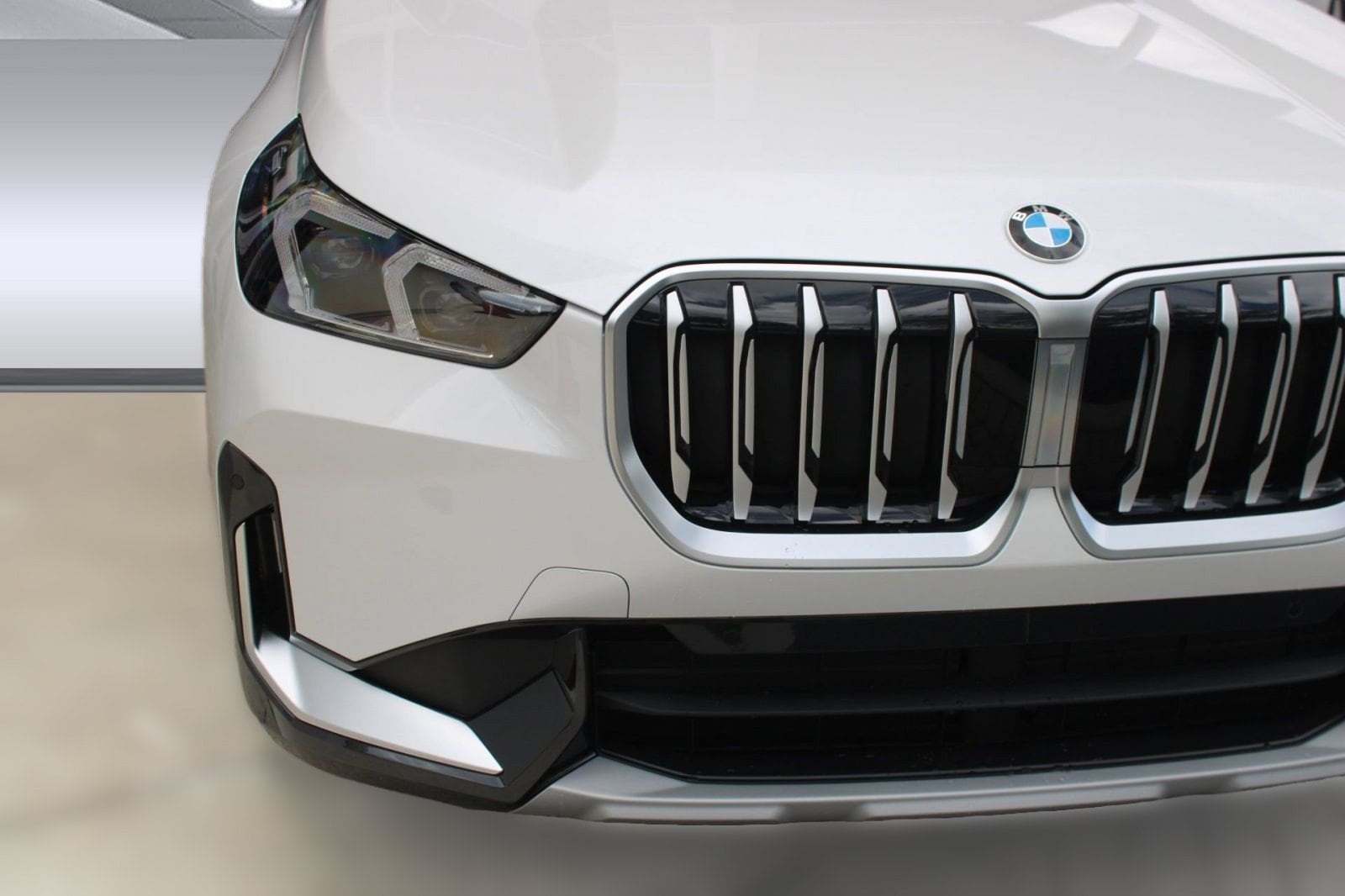 2026 BMW X1 28i - Photo 10