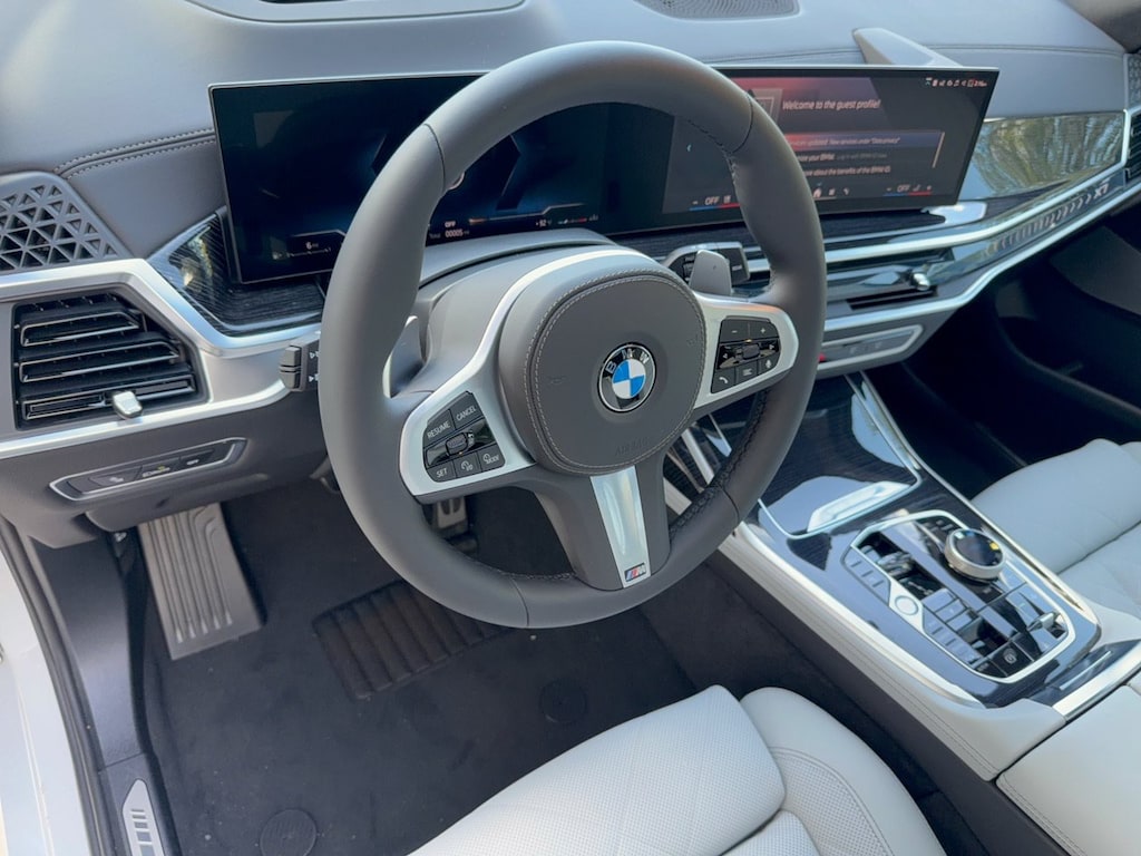 New 2027 BMW X7 xDrive40i SUV