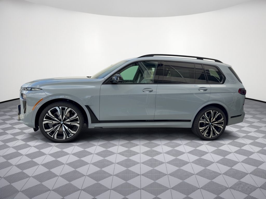 New 2027 BMW X7 M60i SUV