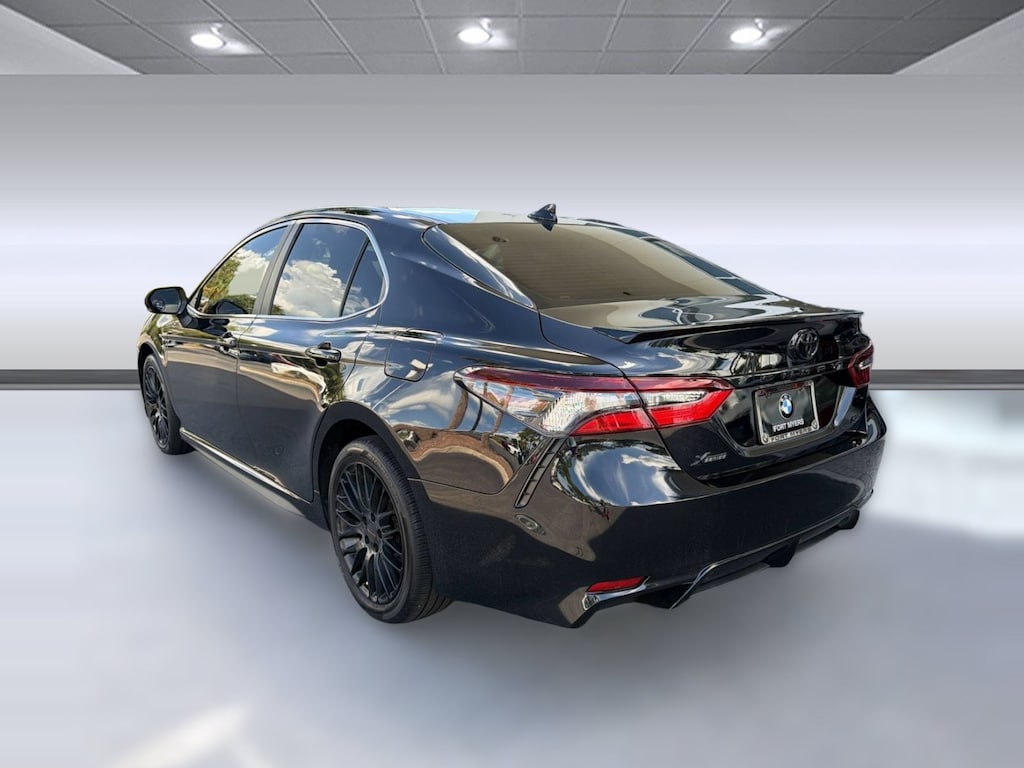 Used 2024 Toyota Camry SE Sedan
