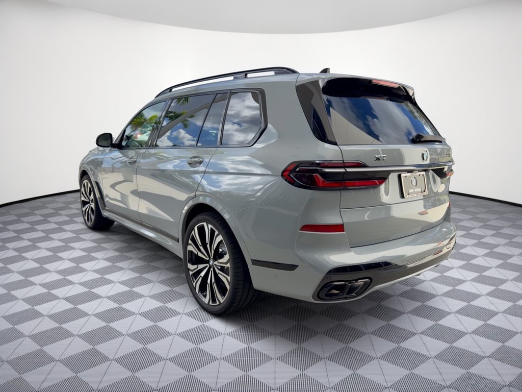 New 2027 BMW X7 M60i SUV