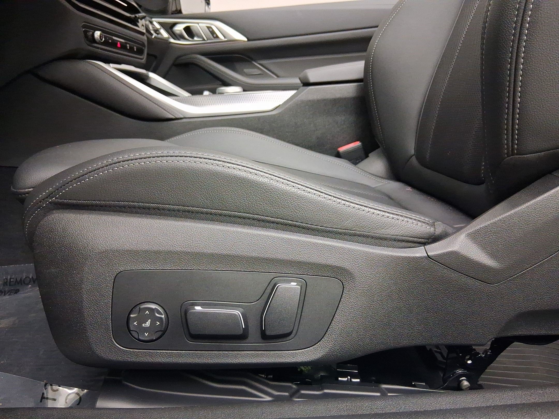 2025 BMW 4 Series M440i - Photo 16