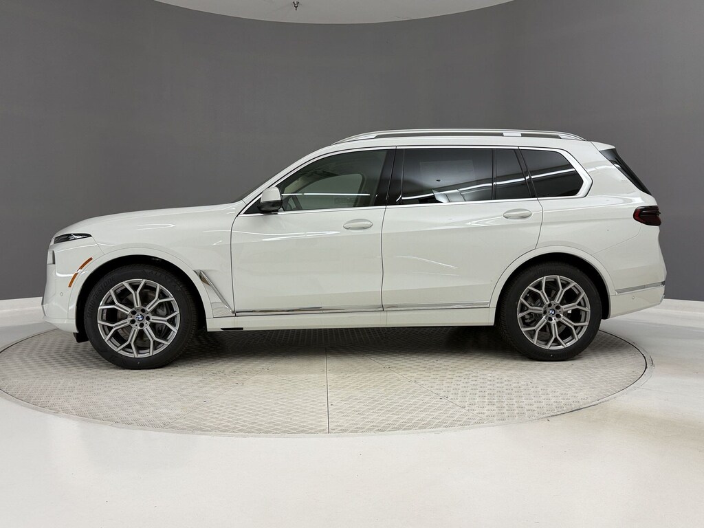 New 2027 BMW X7 xDrive40i SUV