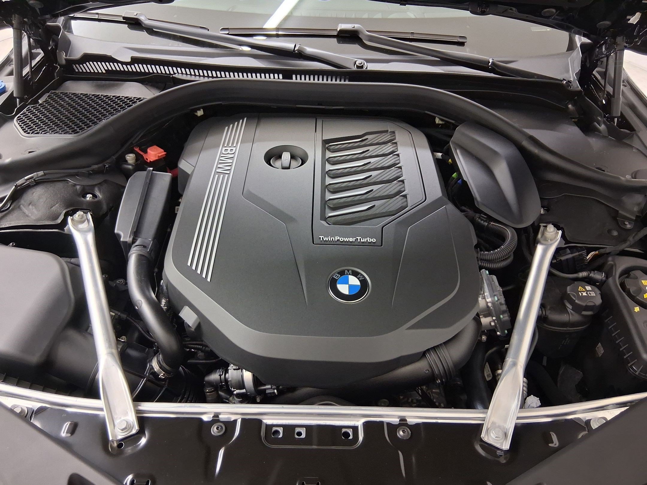2026 BMW 8 Series 840i - Photo 34
