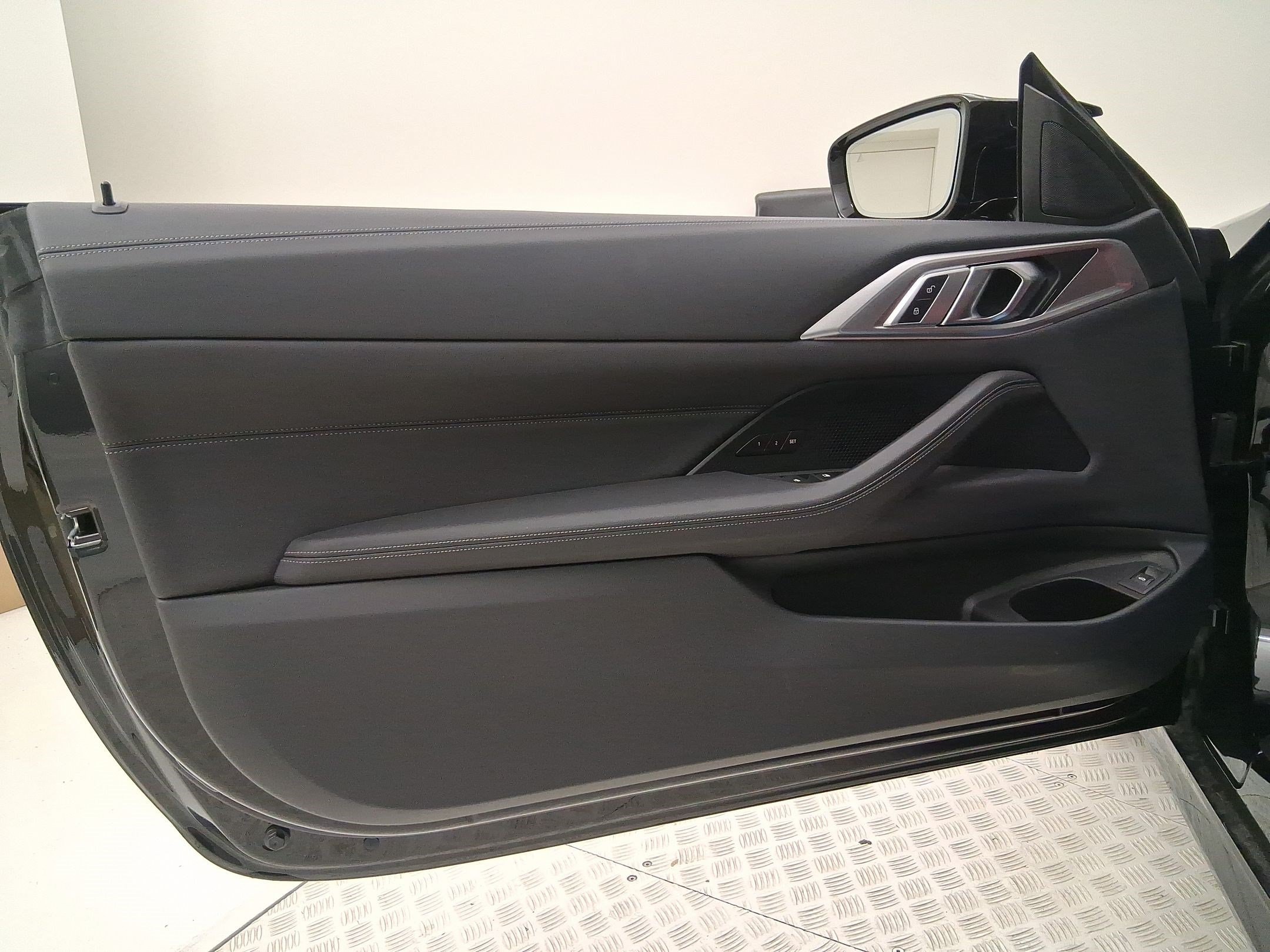 2025 BMW 4 Series M440i - Photo 14