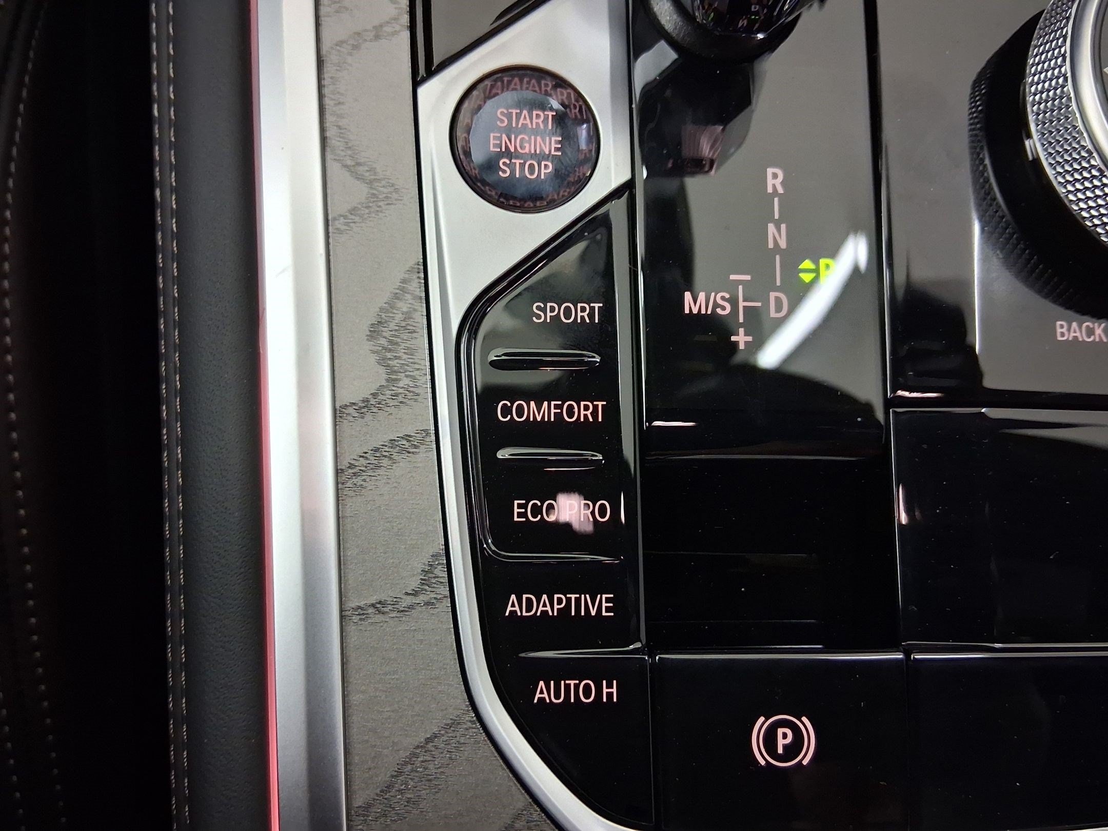 2026 BMW 8 Series 840i - Photo 18