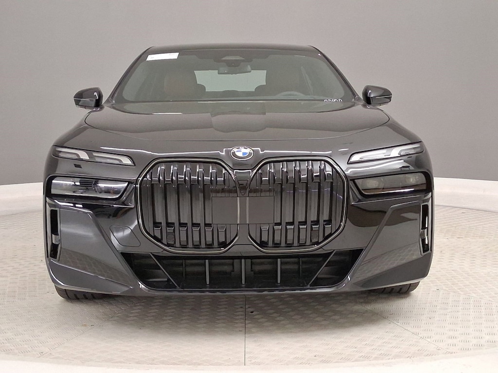 New 2026 BMW 760i xDrive Sedan