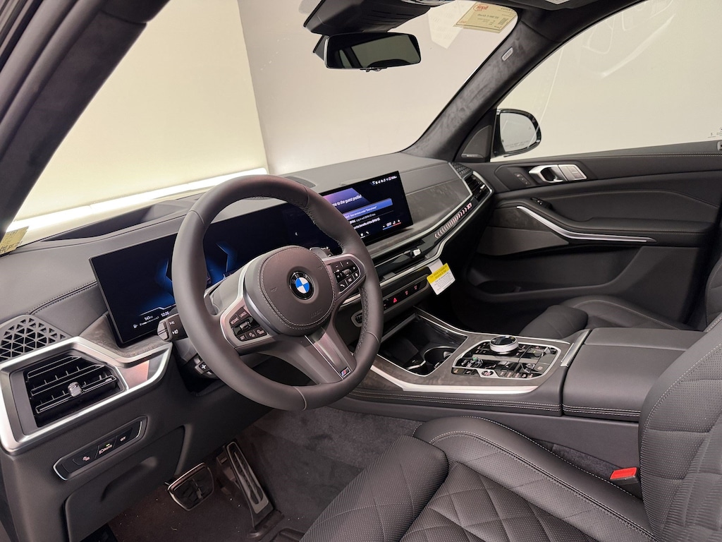 New 2027 BMW X7 xDrive40i SUV