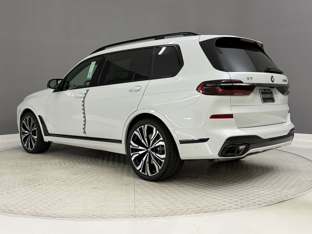 New 2027 BMW X7 M60i SUV