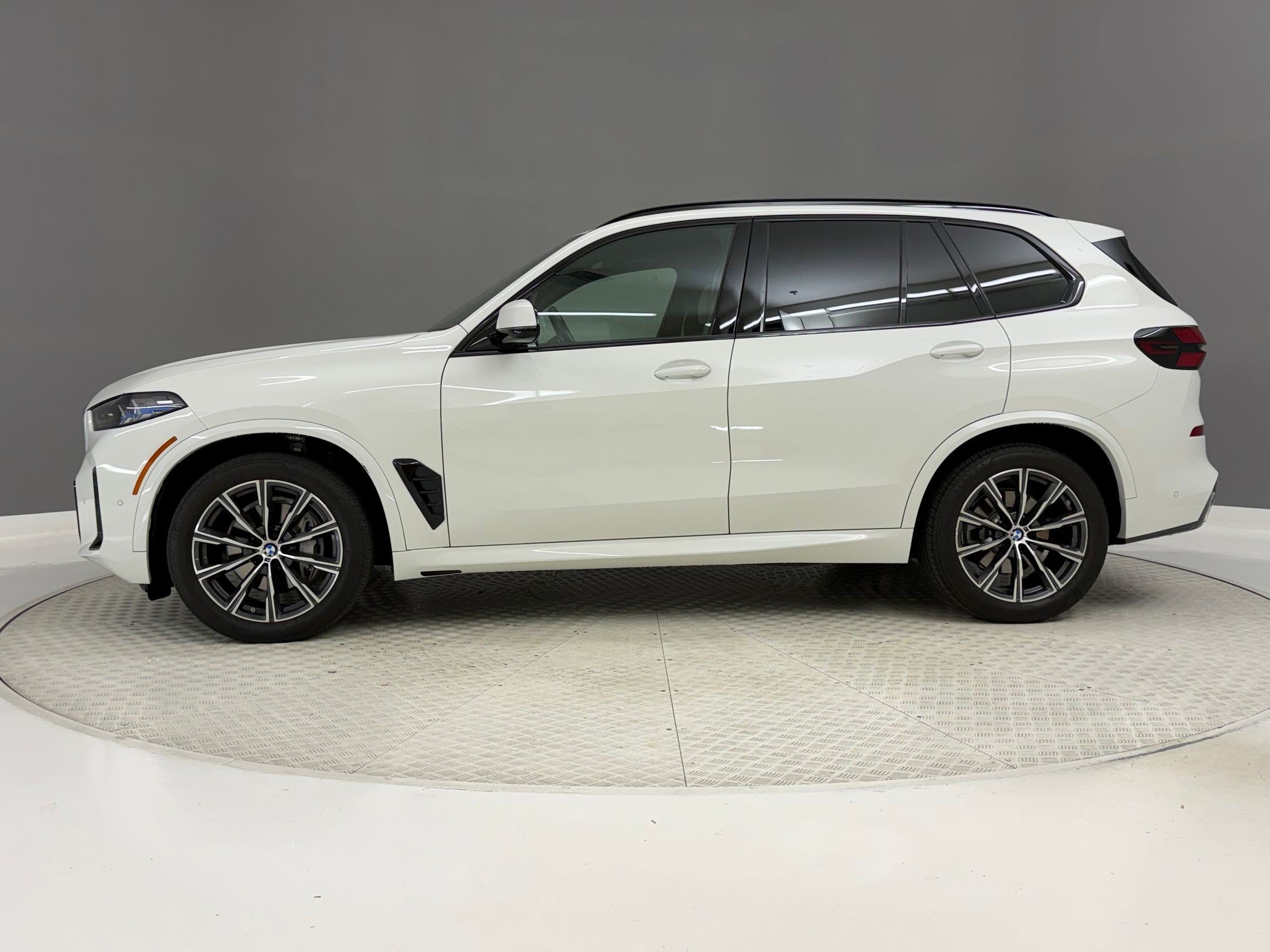 Certified 2024 BMW X5 xDrive40i SUV