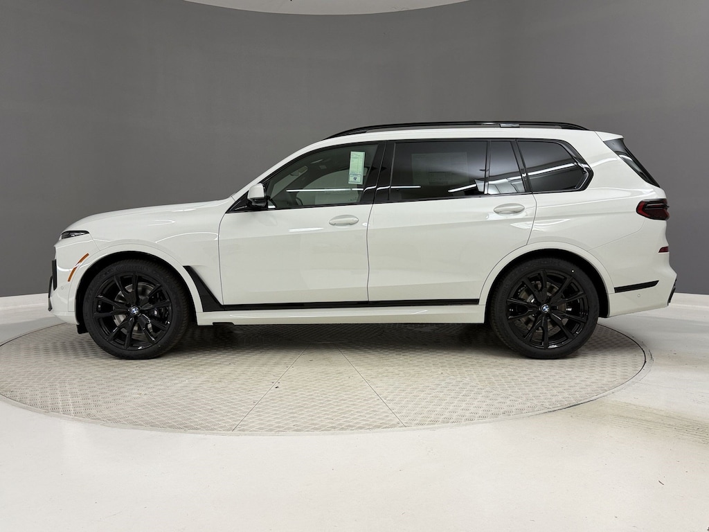 New 2027 BMW X7 xDrive40i SUV