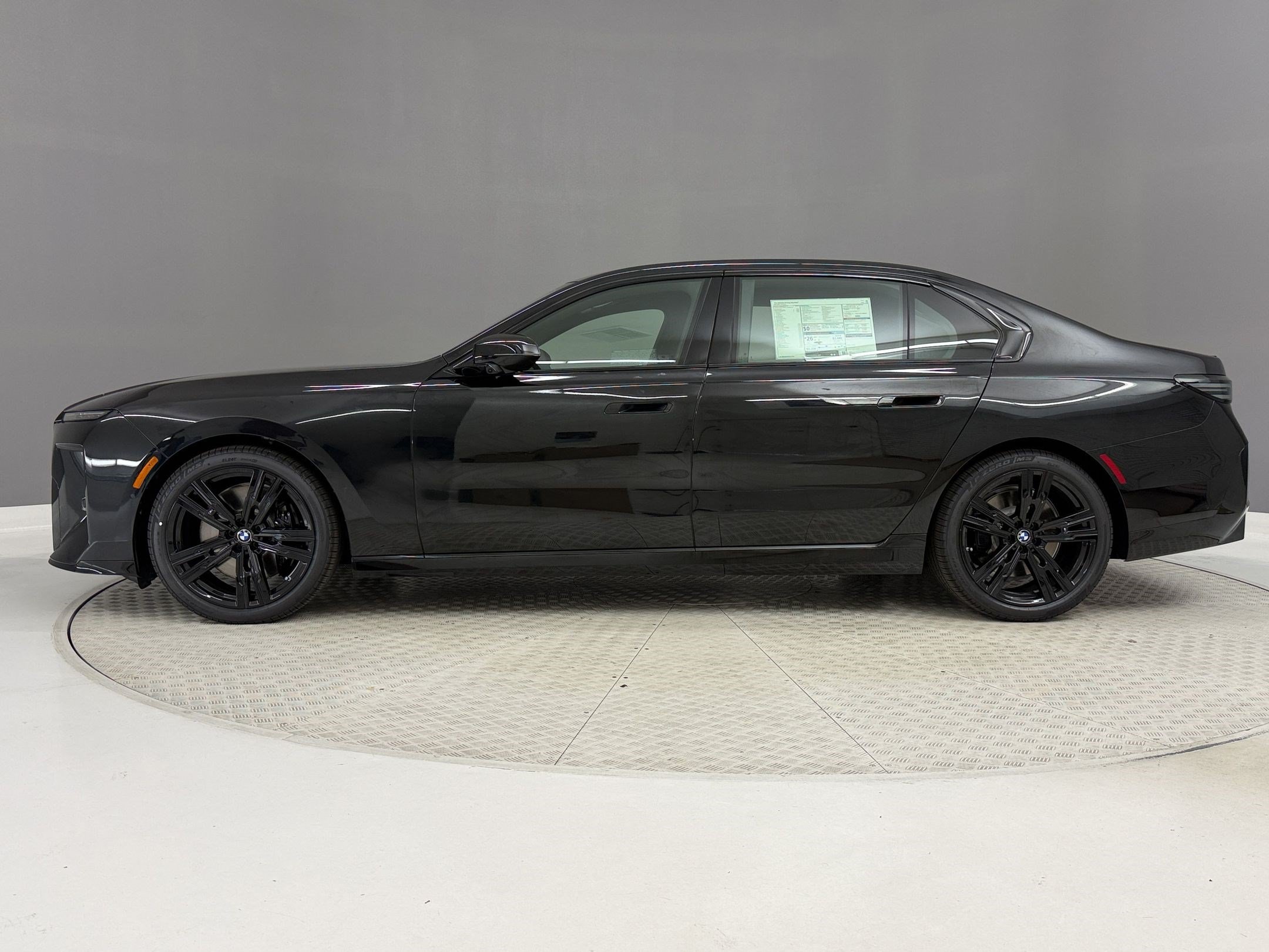 New 2027 BMW 740i Base Sedan