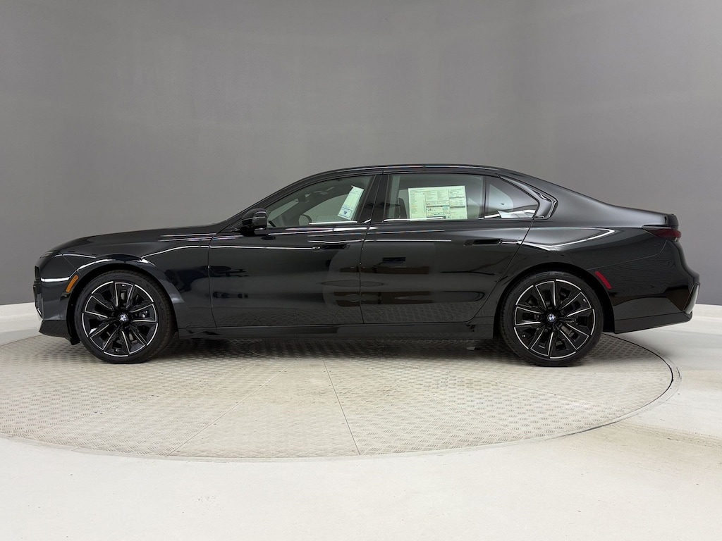 New 2026 BMW 740i Sedan
