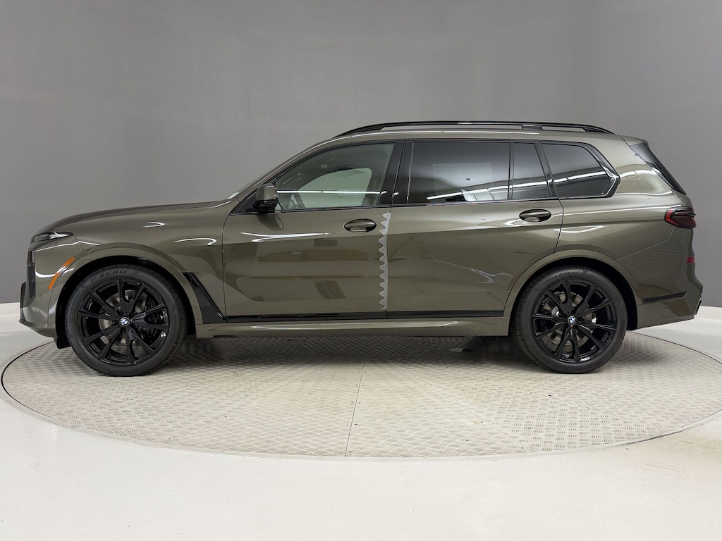 New 2027 BMW X7 xDrive40i SUV