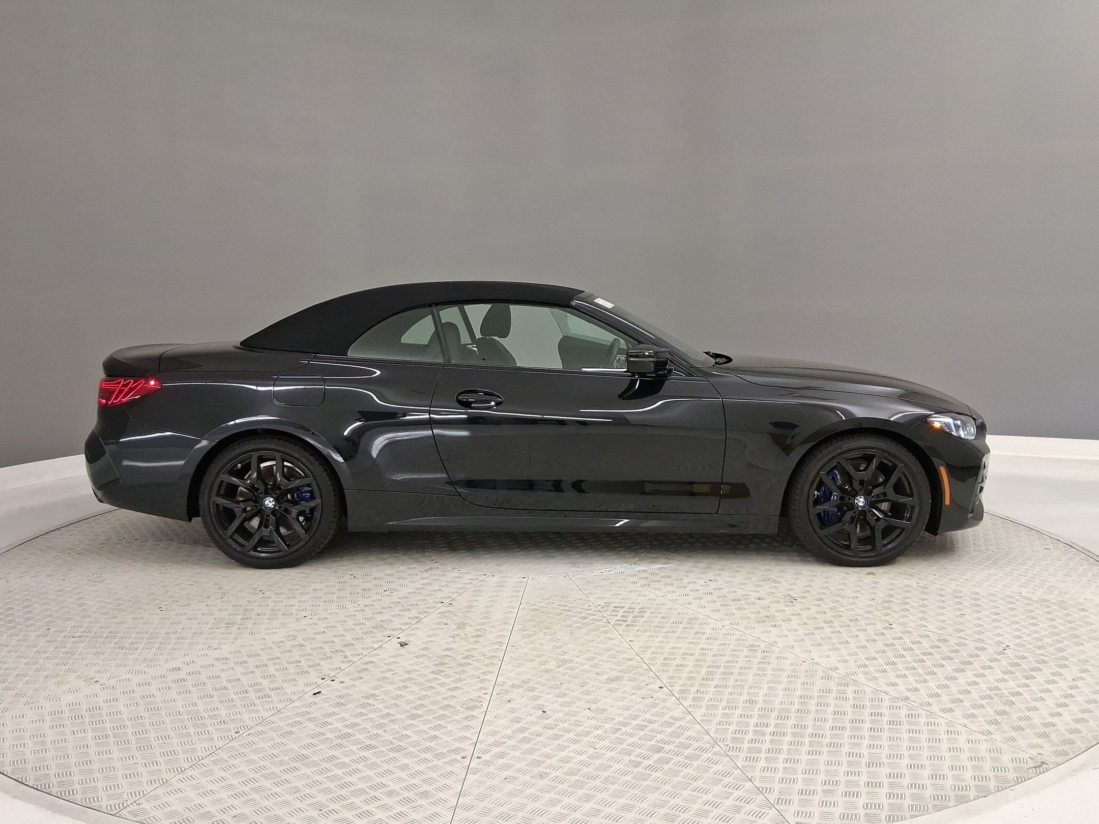 2025 BMW 4 Series M440i - Photo 35