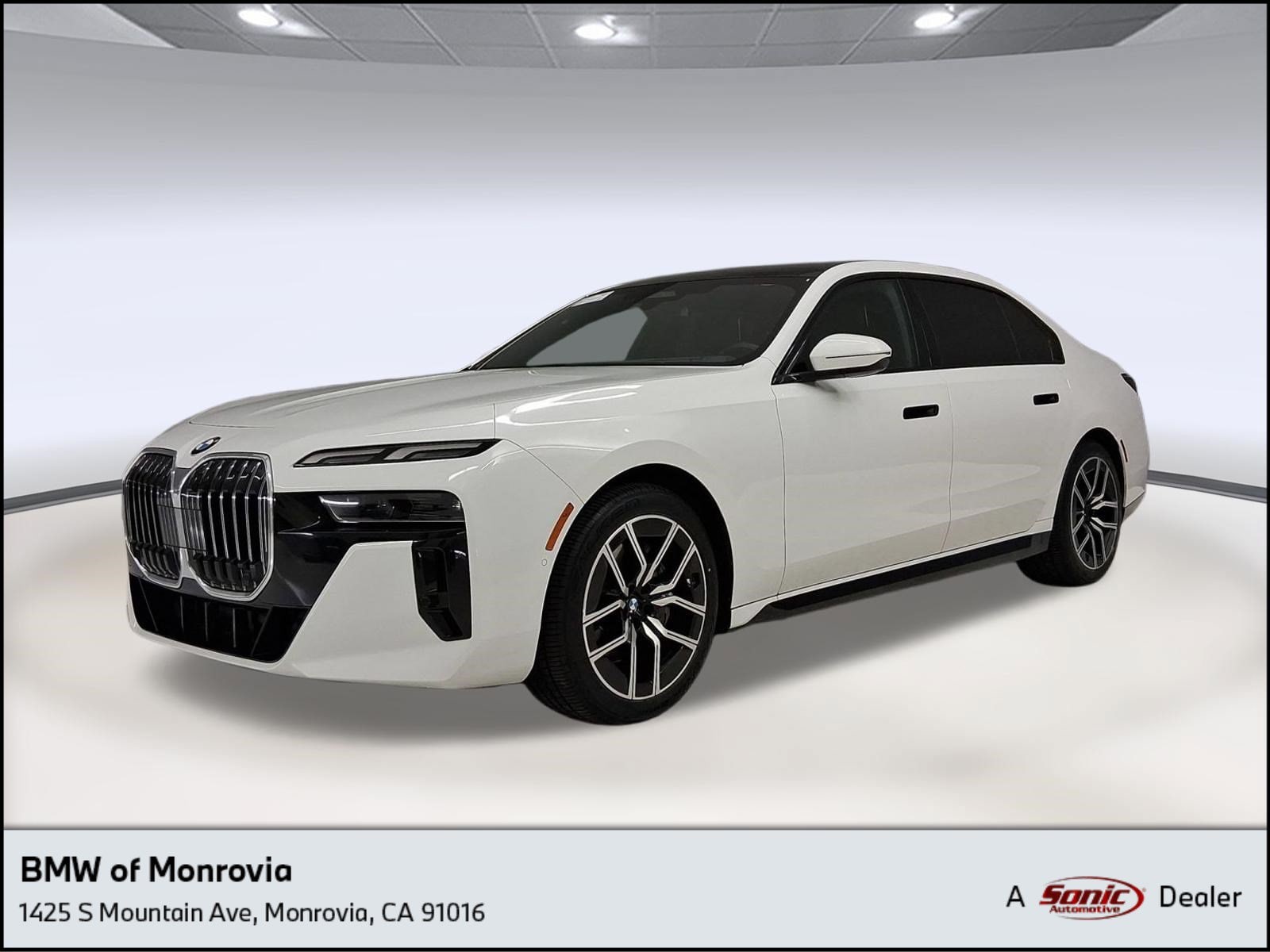 2023 BMW 740i Sedan