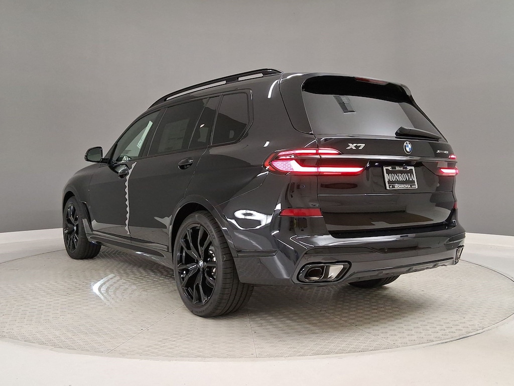 New 2027 BMW X7 xDrive40i SUV
