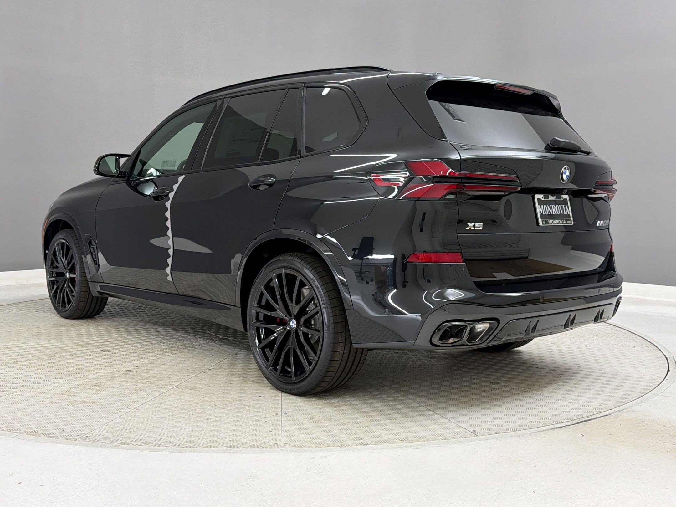 New 2026 BMW X5 M60i SUV