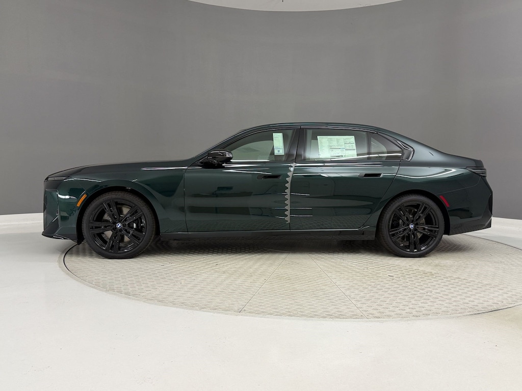 New 2027 BMW 740i Base Sedan