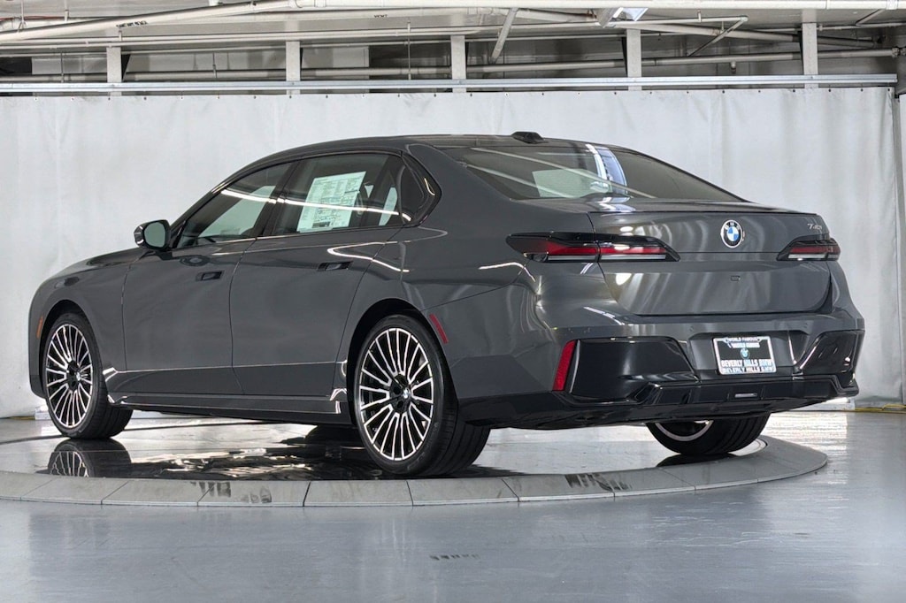 New 2026 BMW 740i Sedan