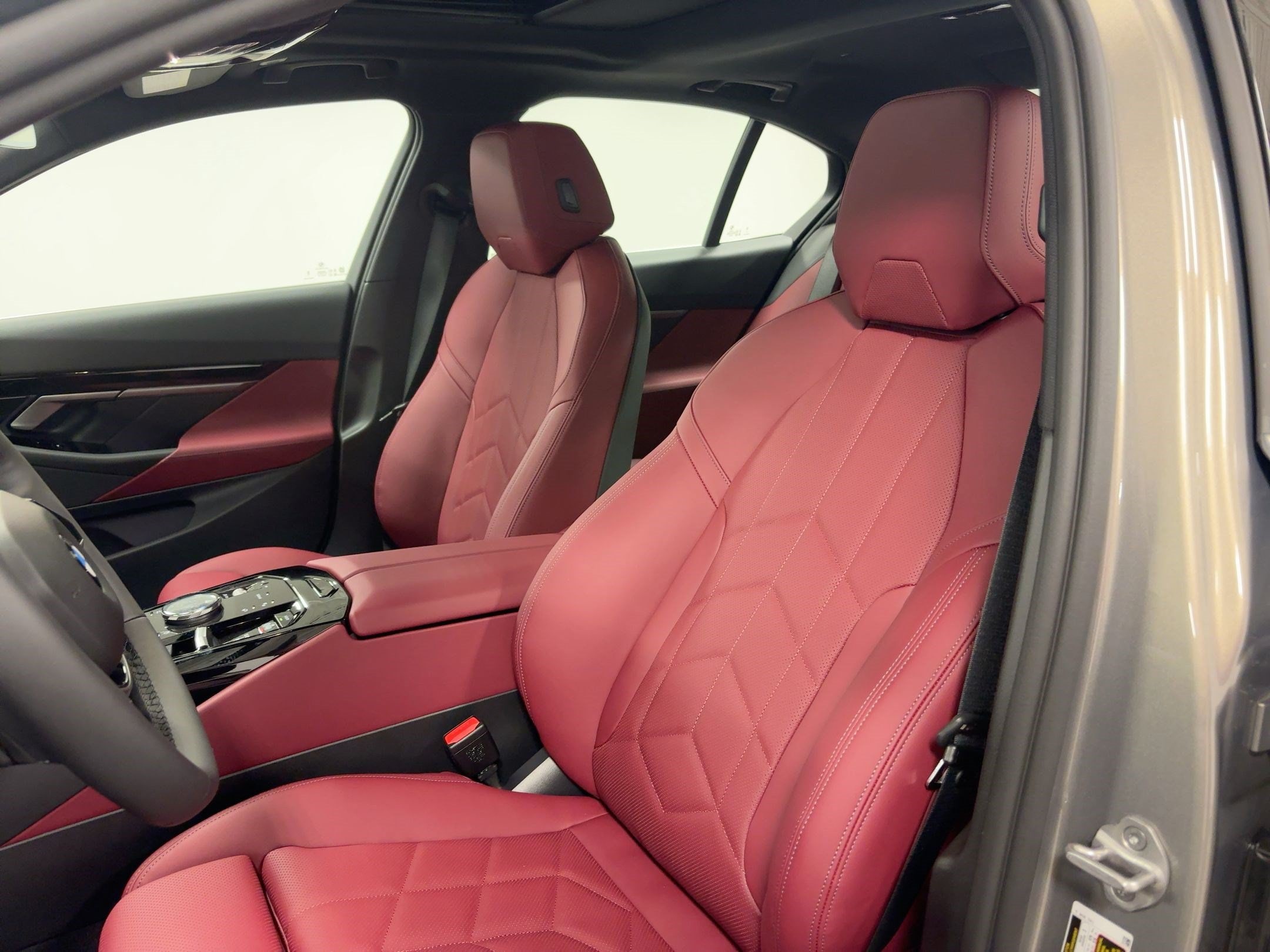 2026 BMW 5 Series 530i - Photo 22