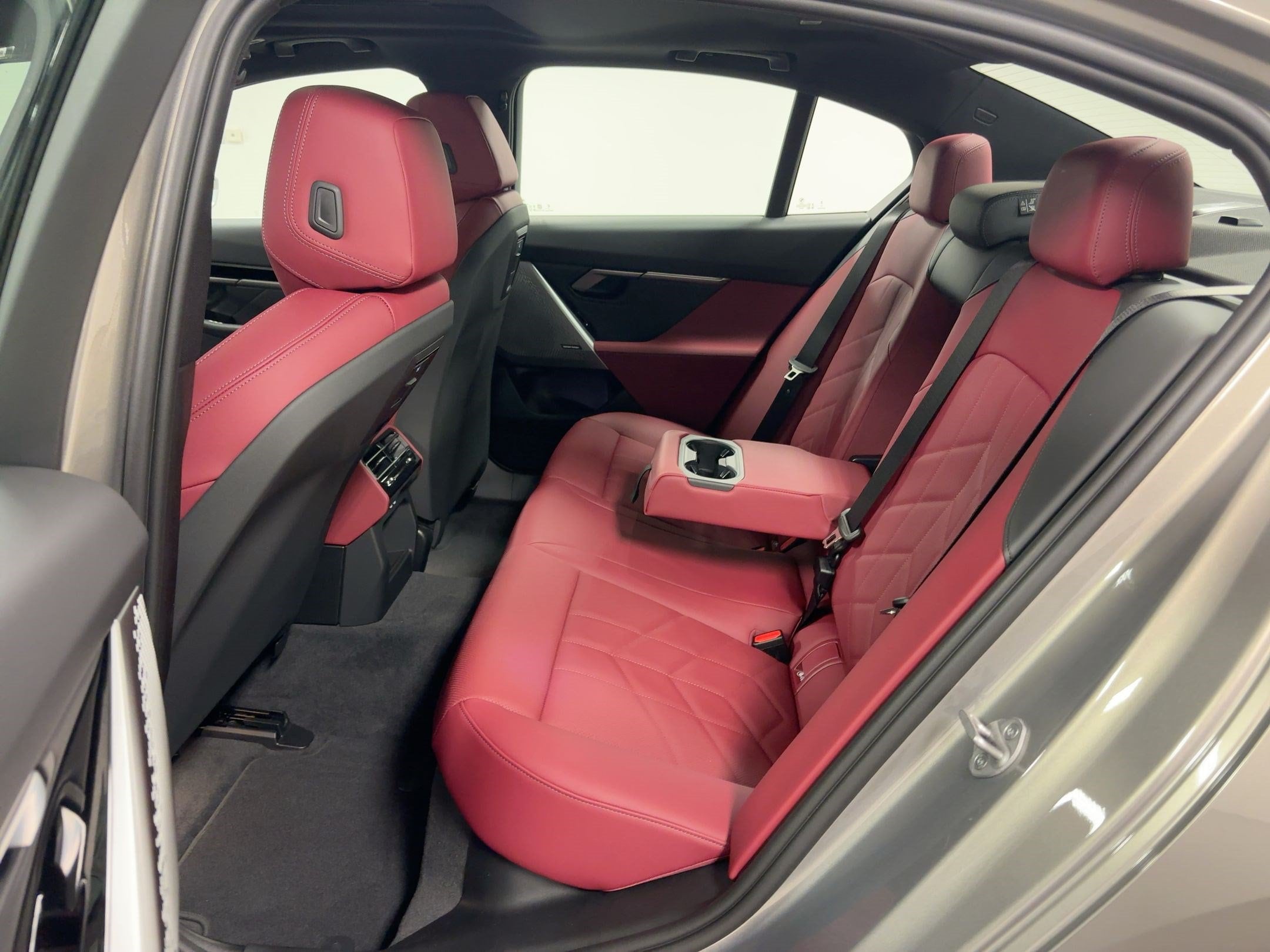 2026 BMW 5 Series 530i - Photo 12