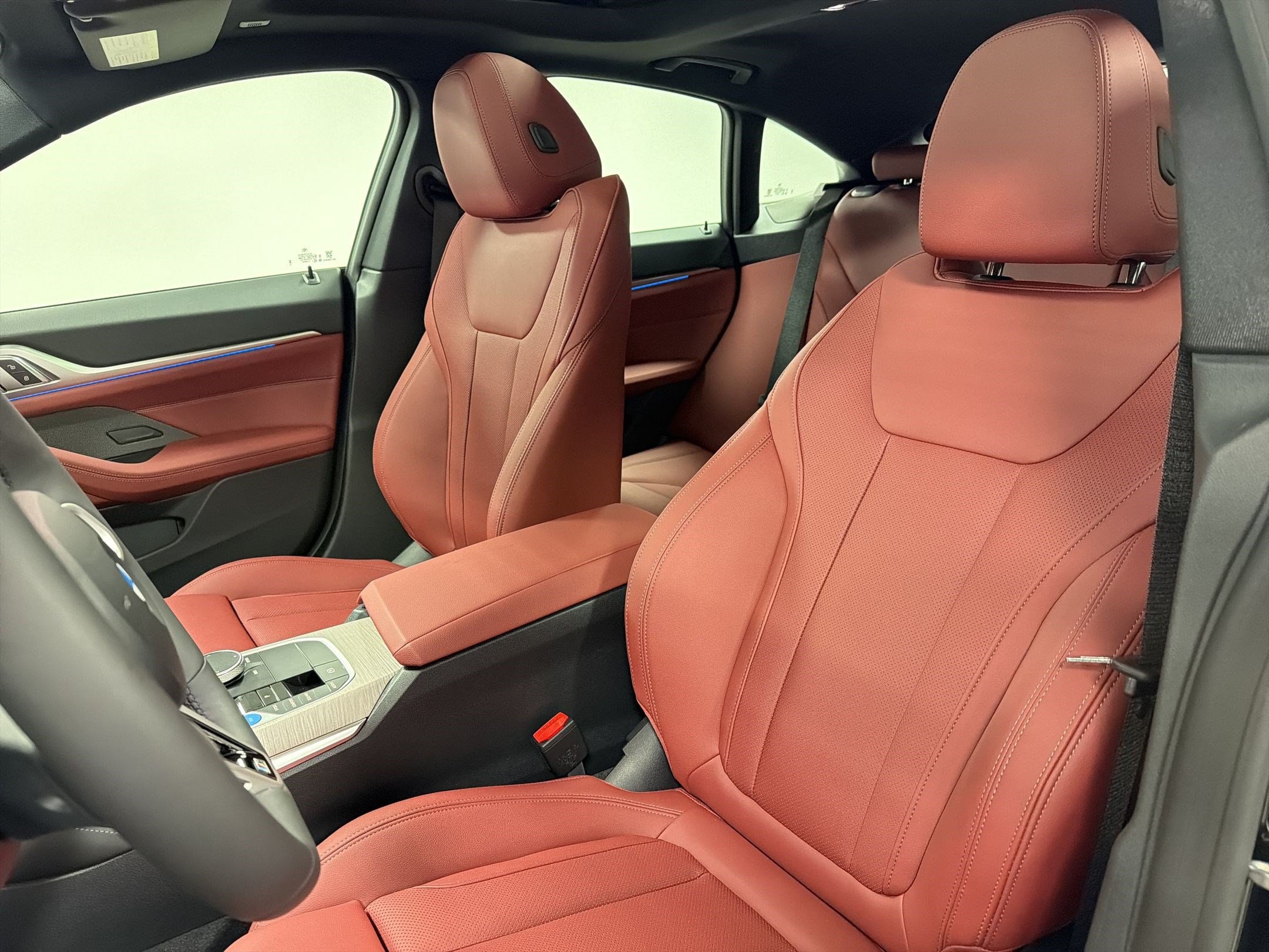 2026 BMW i4 40 - Photo 21