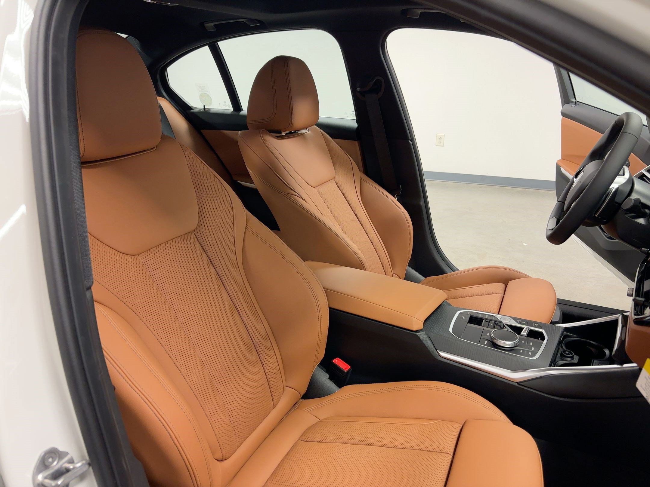 2026 BMW 3 Series 330i - Photo 28
