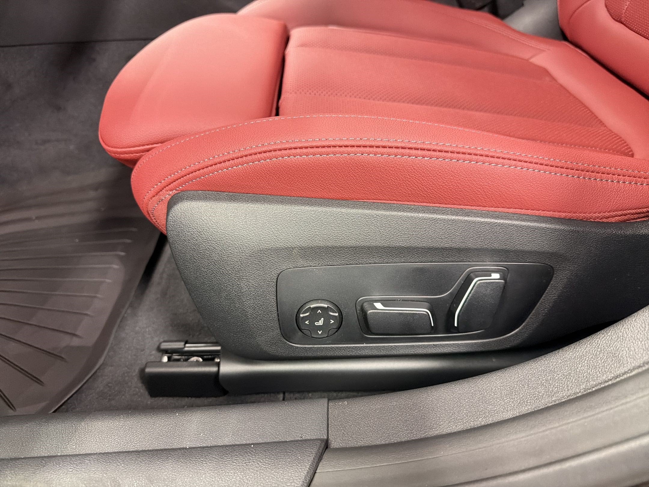 2026 BMW i4 40 - Photo 13