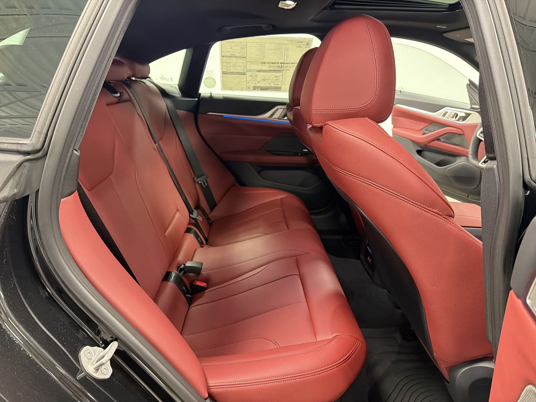 2026 BMW i4 40 - Photo 30