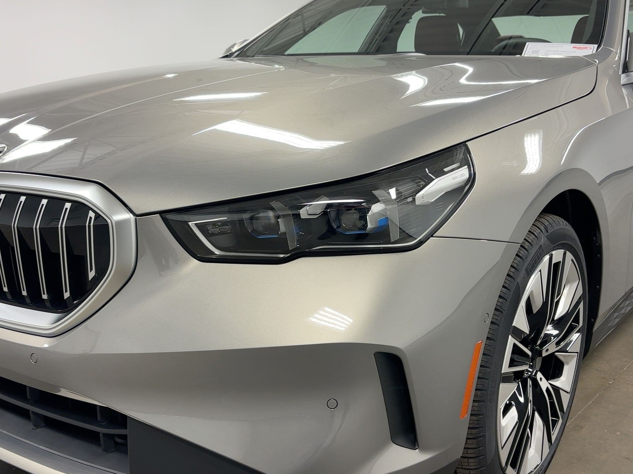 2026 BMW 5 Series 530i - Photo 8