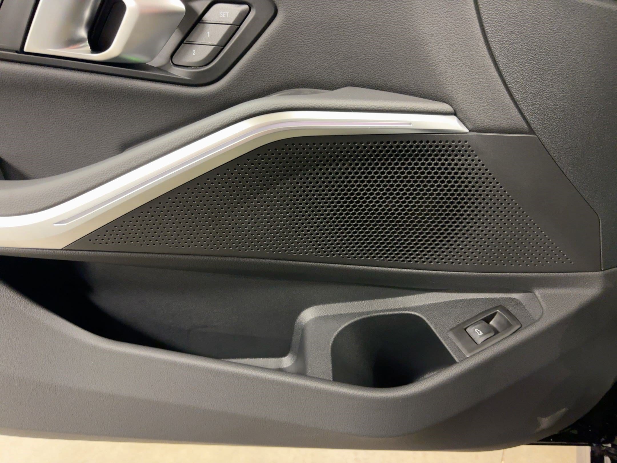 2026 BMW 3 Series 330i - Photo 21