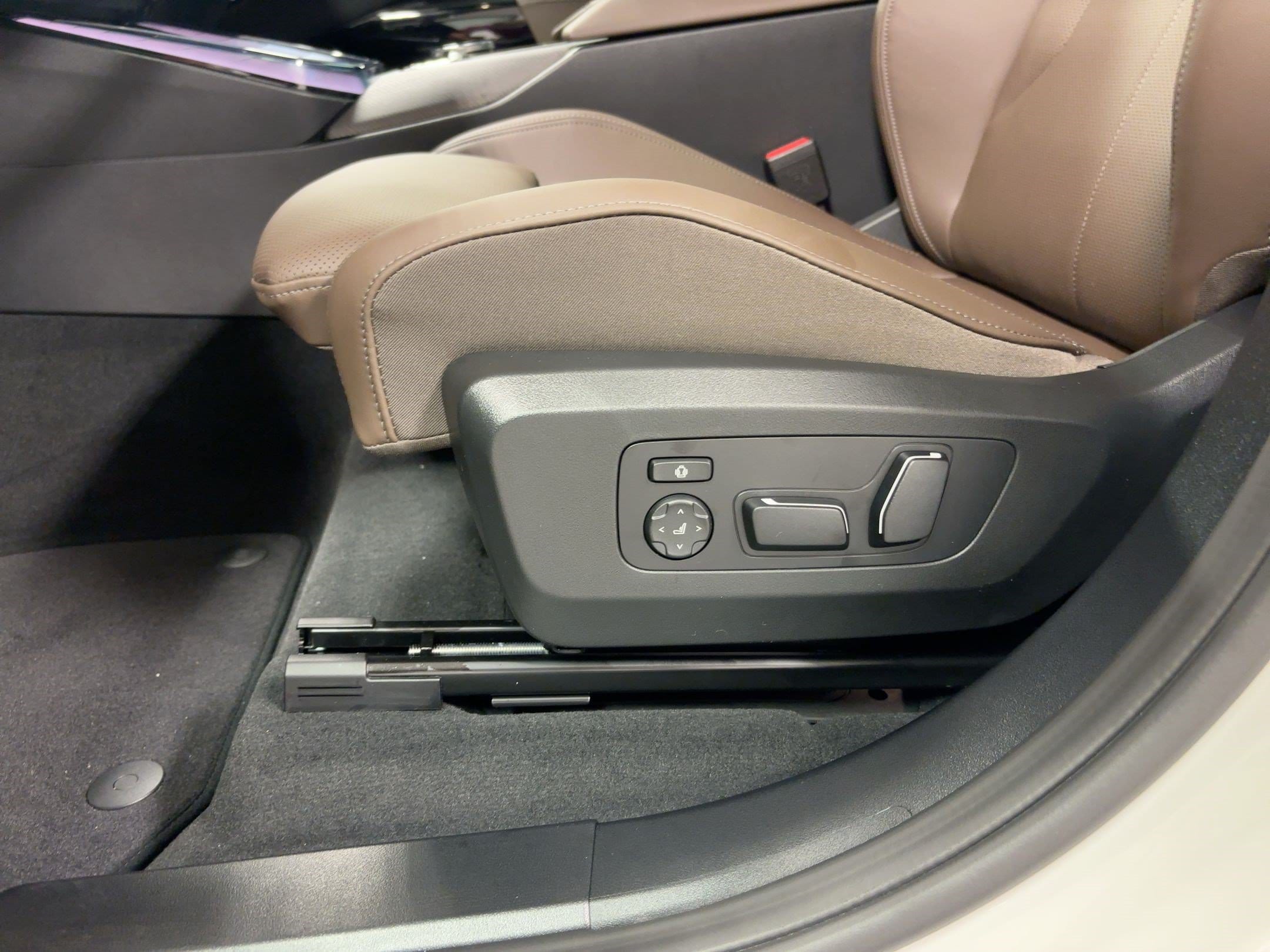 2026 BMW X3 30 - Photo 12