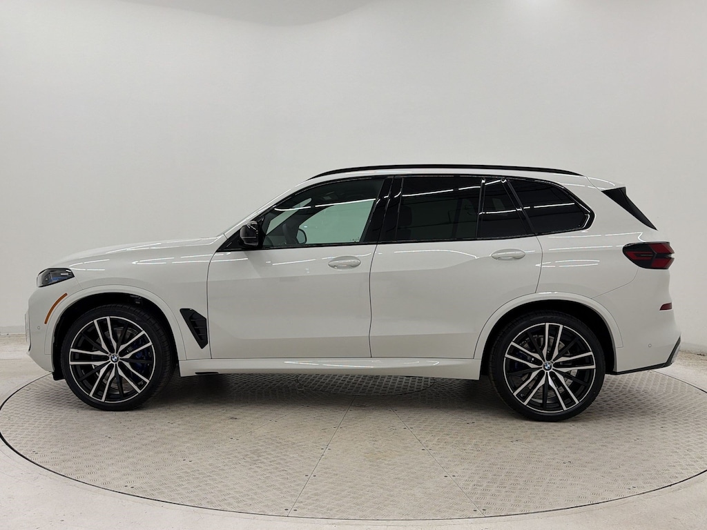 New 2026 BMW X5 M60i SUV
