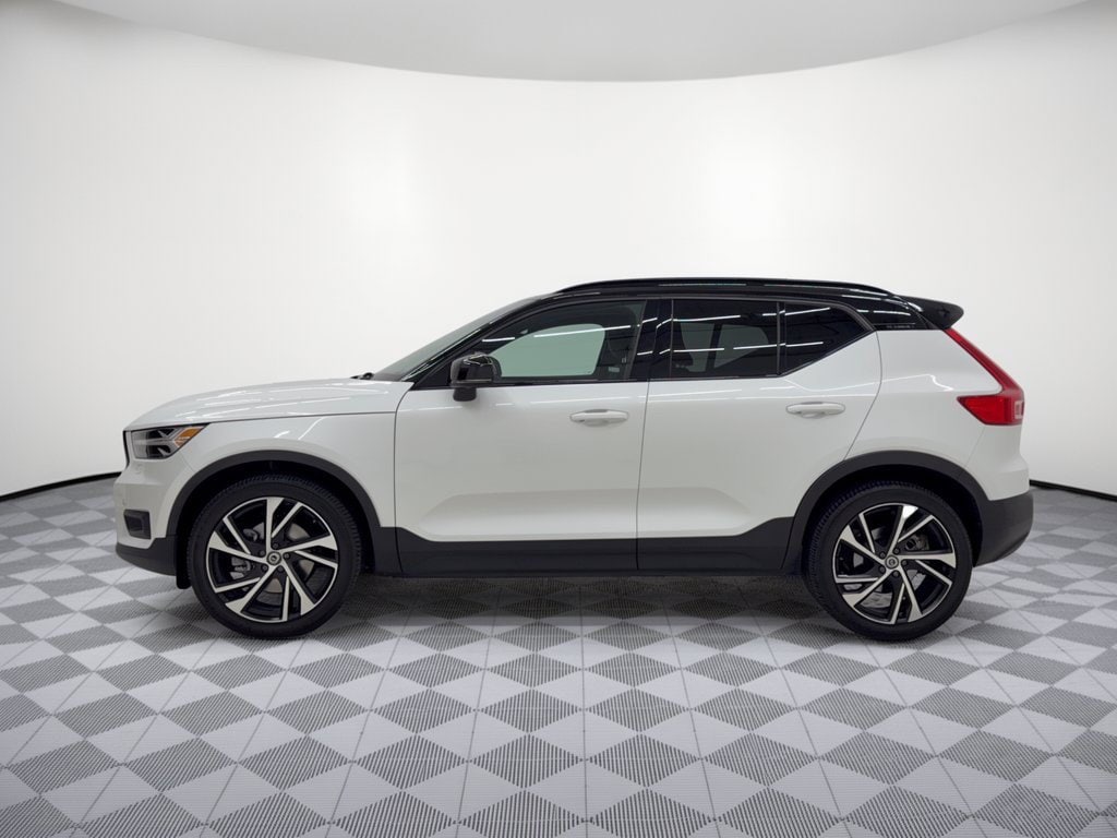 Used 2020 Volvo XC40 R-Design SUV