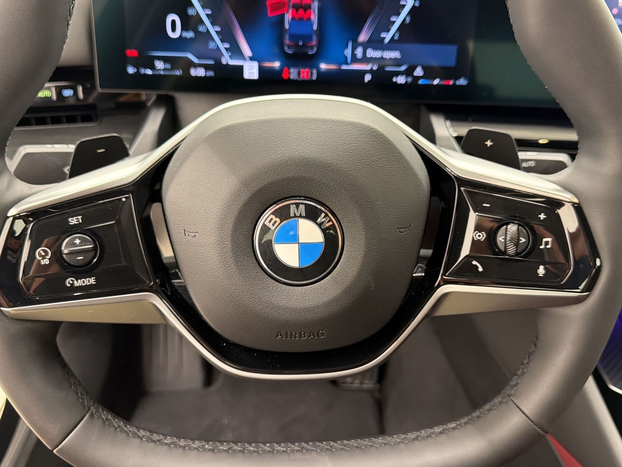 2025 BMW 5 Series 530i - Photo 16